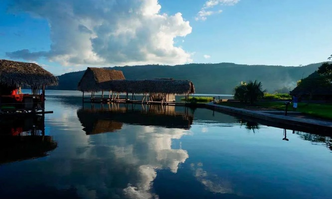 Visita a comunidad indígena